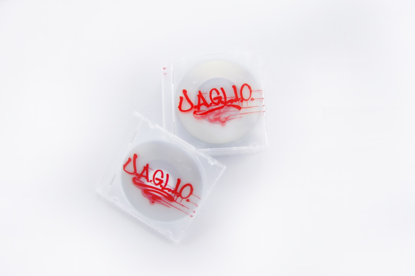 U.A.G.L.I.O — in hand